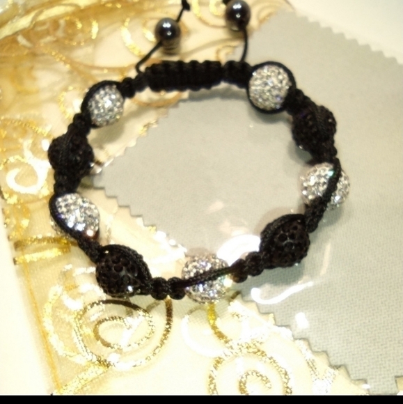 Beaded Adjustable Bracelet NWOT - Picture 3 of 3